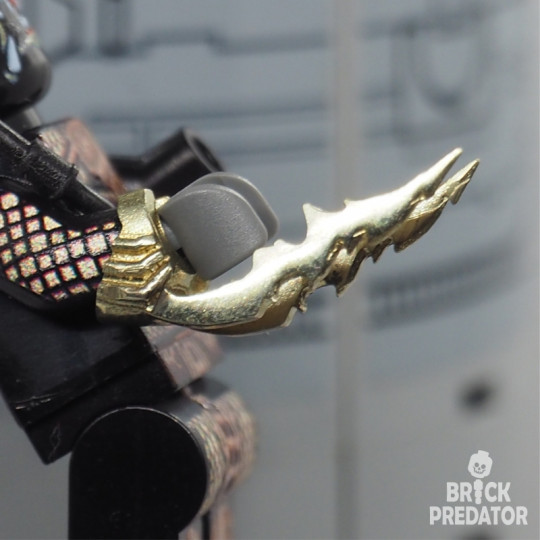 Wrist Blades Predator metal weapons for custom minifigs Yautja Wrist Blades Predator metal weapons for custom minifigs Yautja