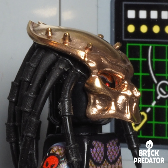 Bio-Mask Aztec Bronze Predator - metal part for custom minifigure Yautja 