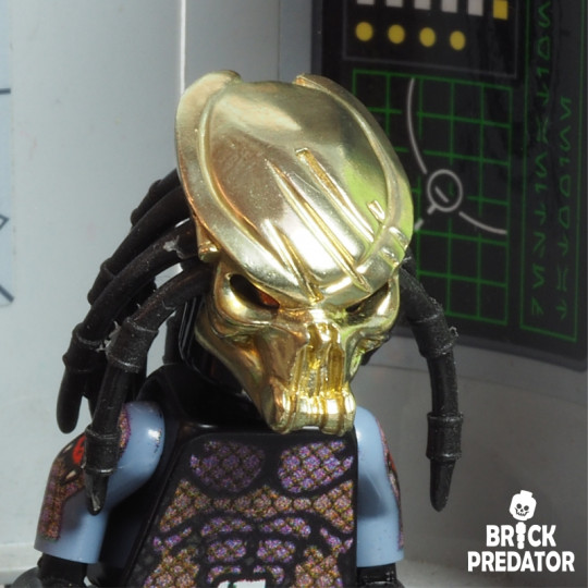 Bio-mask Celtic Predator - metal part for custom minifigure Yautja 