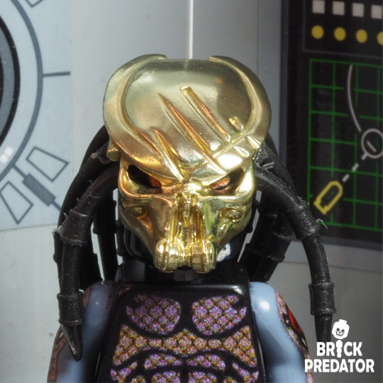 Bio-mask Celtic Predator - metal part for custom minifigure Yautja 
