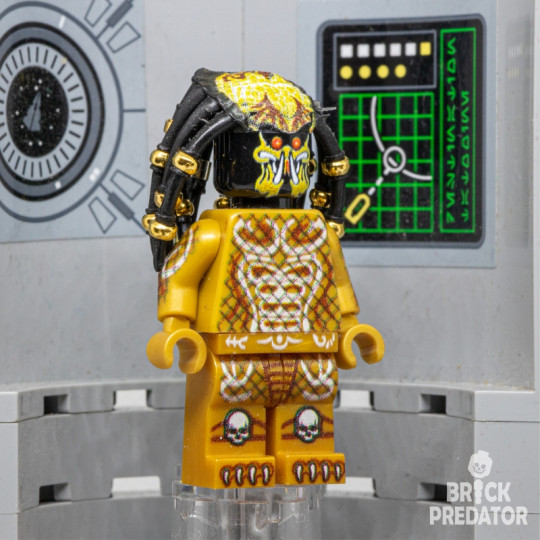 Exclusive Golden Predator Custom LEGO Minifigure Set #3 Exclusive Golden Predator Custom LEGO Minifigure Set #3