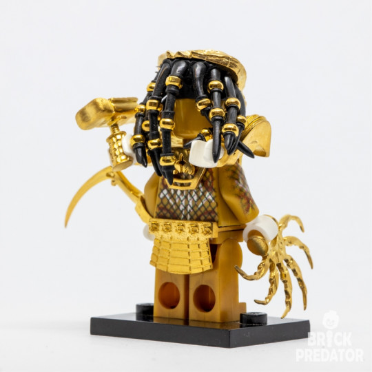 Exclusive Golden Predator Custom LEGO Minifigure Set #4 Exclusive Golden Predator Custom LEGO Minifigure Set #4