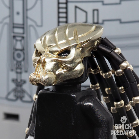 Mask Celtic Predator helmet metal accessory for minifigures Yautja