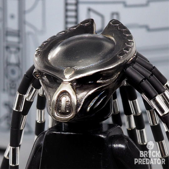 Mask Fugitive Predator helmet metal accessory for minifigures Yautja Mask Fugitive Predator helmet metal accessory for minifigures Yautja