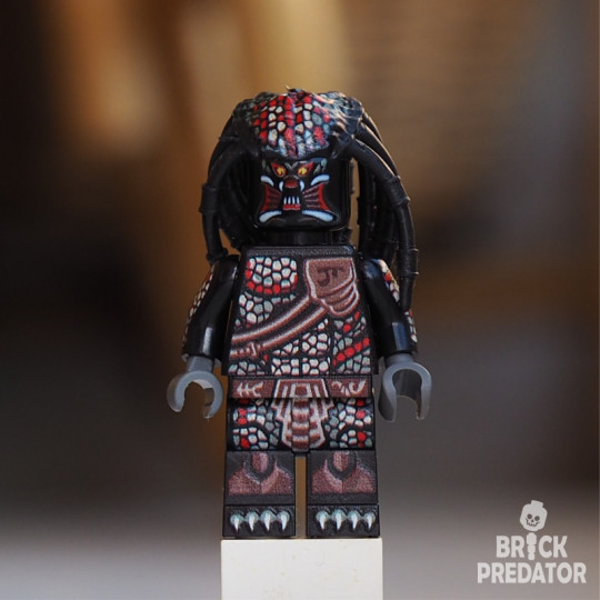 Berserker Predator Minifigure Berserker Predator Minifigure