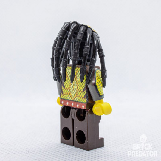 Big Red Samurai Predator Minifigure Big Red Samurai Predator Minifigure
