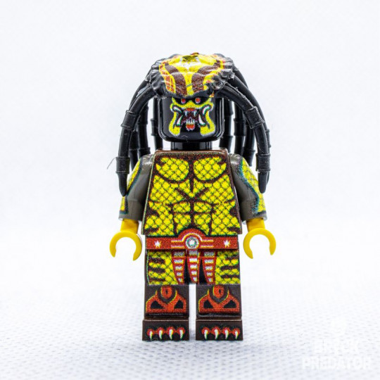 Big Red Samurai Predator Minifigure Big Red Samurai Predator Minifigure