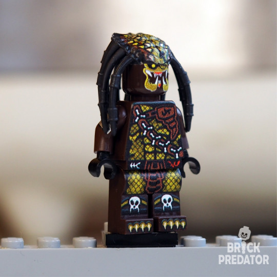 Nau-Killah Predator Minifigure
