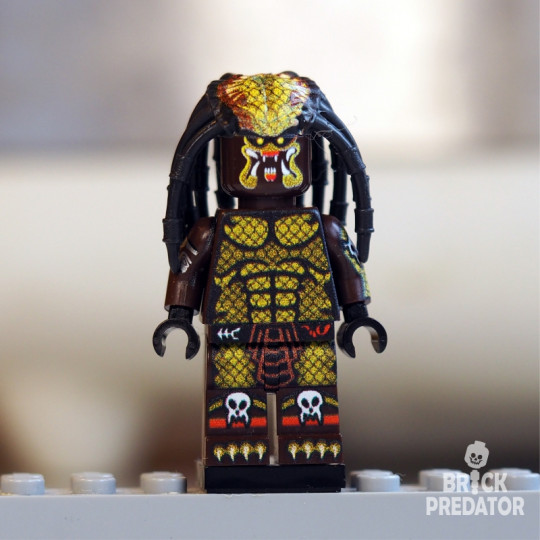 NauDoo Predator Minifigure