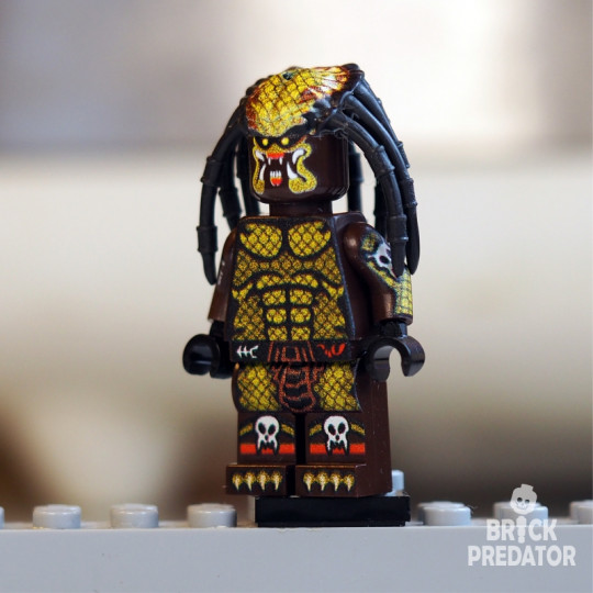 NauDoo Predator Minifigure