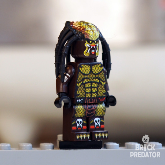 NauDoo Predator Minifigure
