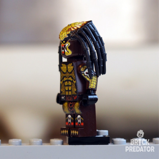 NauDoo Predator Minifigure
