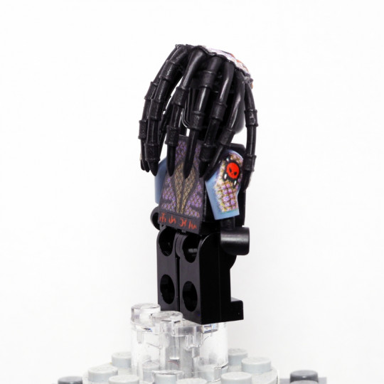 Ordox Predator Minifigure